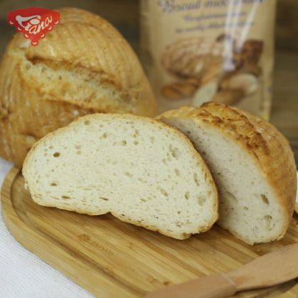 Bezglutenowy lekki chleb z chrupiącą skórką