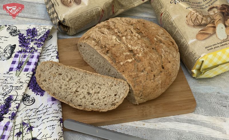 Gluten-free dark bread with crust