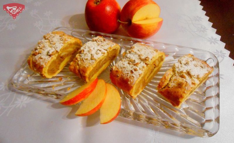 Gluten-free apple strudel