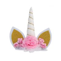 White unicorn - cake decoration