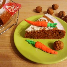 Gluten-free nut and carrot cake Gluten-free nut and carrot cake