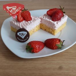 Gluten-free strawberry cut Gluten-free strawberry cut