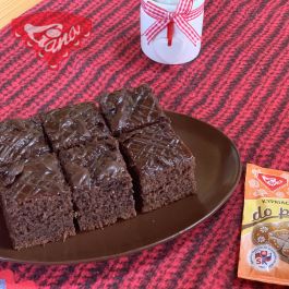 Delicate gingerbread with exclusive pudding