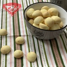 Gluten-free homemade sponge cakes