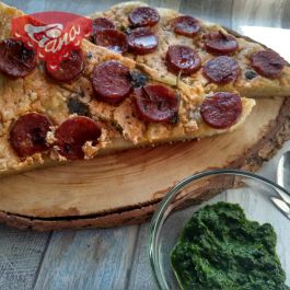Gluten-free cream cake with sausage Gluten-free cream cake with sausage