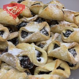 Crispy filled cookies