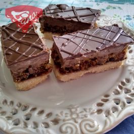 Vznešené bezlepkové rigoletto řezy Vznešené bezlepkové rigoletto řezy