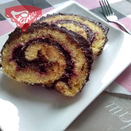 Bezlepková čokoládová roláda Bezlepková čokoládová roláda