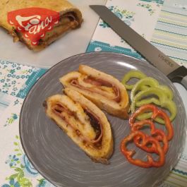 Bezlepkový pizzový závin Bezlepkový pizzový závin