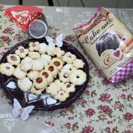 Delicate gluten-free machine pastry Delicate gluten-free machine pastry