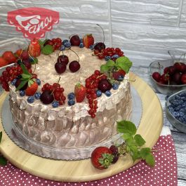 Dort s krémem z mascarpone a tvarohu Dort s krémem z mascarpone a tvarohu