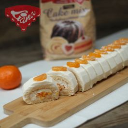 Gluten-free mandarin roll with mascarpone