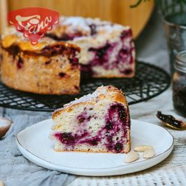 Gluten-free MAXI brioche filled with jam Gluten-free MAXI brioche filled with jam