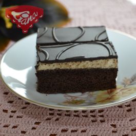Gluten-free gingerbread with cream filling Gluten-free gingerbread with cream filling