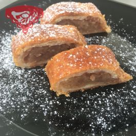 Bezglutenowy strudel jabłkowy z ciasta francuskiego Bezglutenowy strudel jabłkowy z ciasta francuskiego