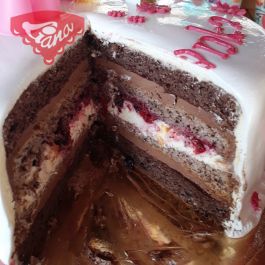 Gluténmentes torta mascarponés-csokis töltelékkel Gluténmentes torta mascarponés-csokis töltelékkel